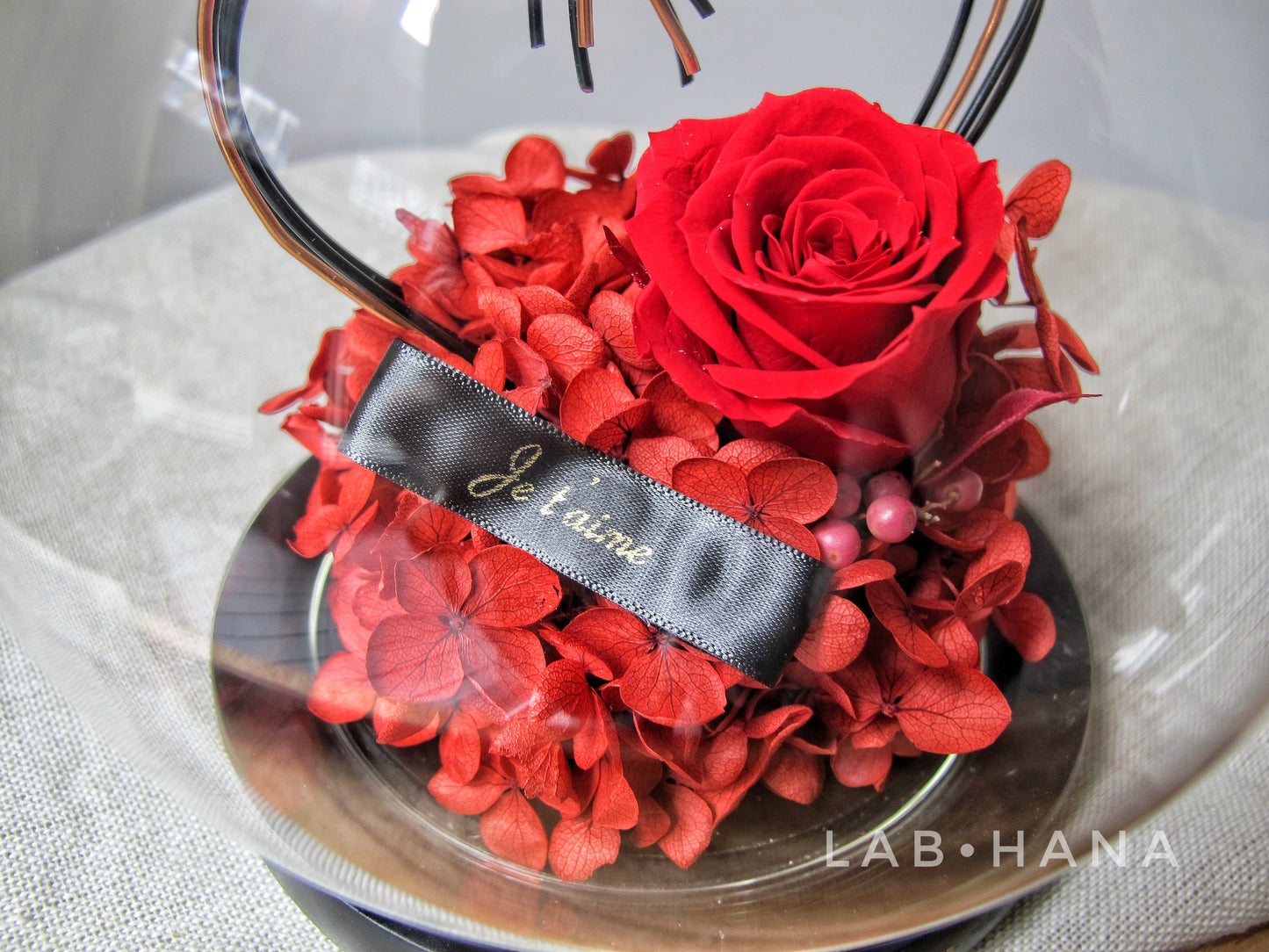 Signature Preserved Flower Heart Model with Glass Dome